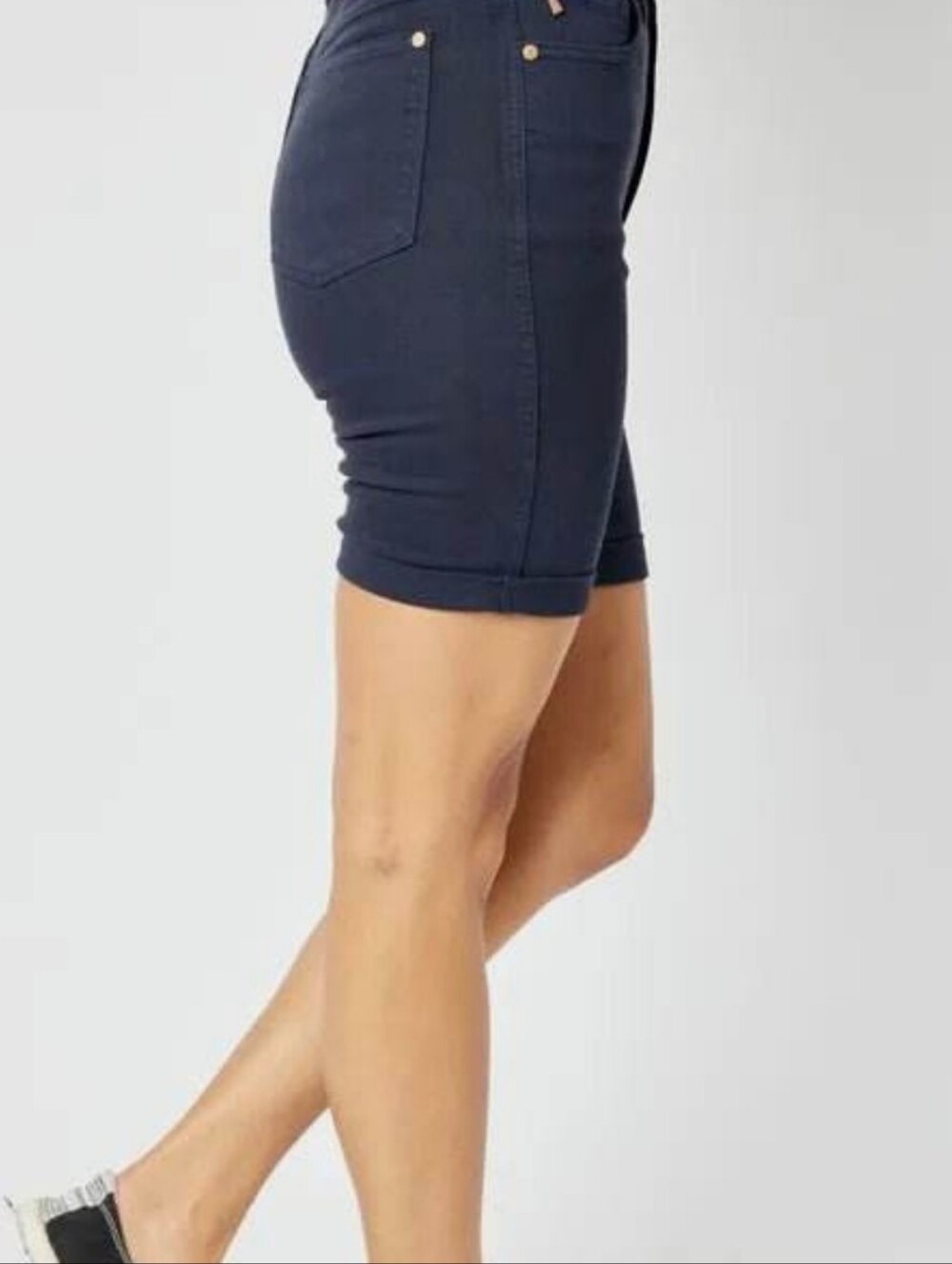 Judy Blue Dark Navy High-Waist Bermuda Shorts Large NWT - Picture 2 of 7